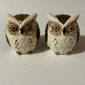 Vintage Set of Owl Salt and Pepper Shakers Japan